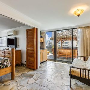 One-Bedroom Room